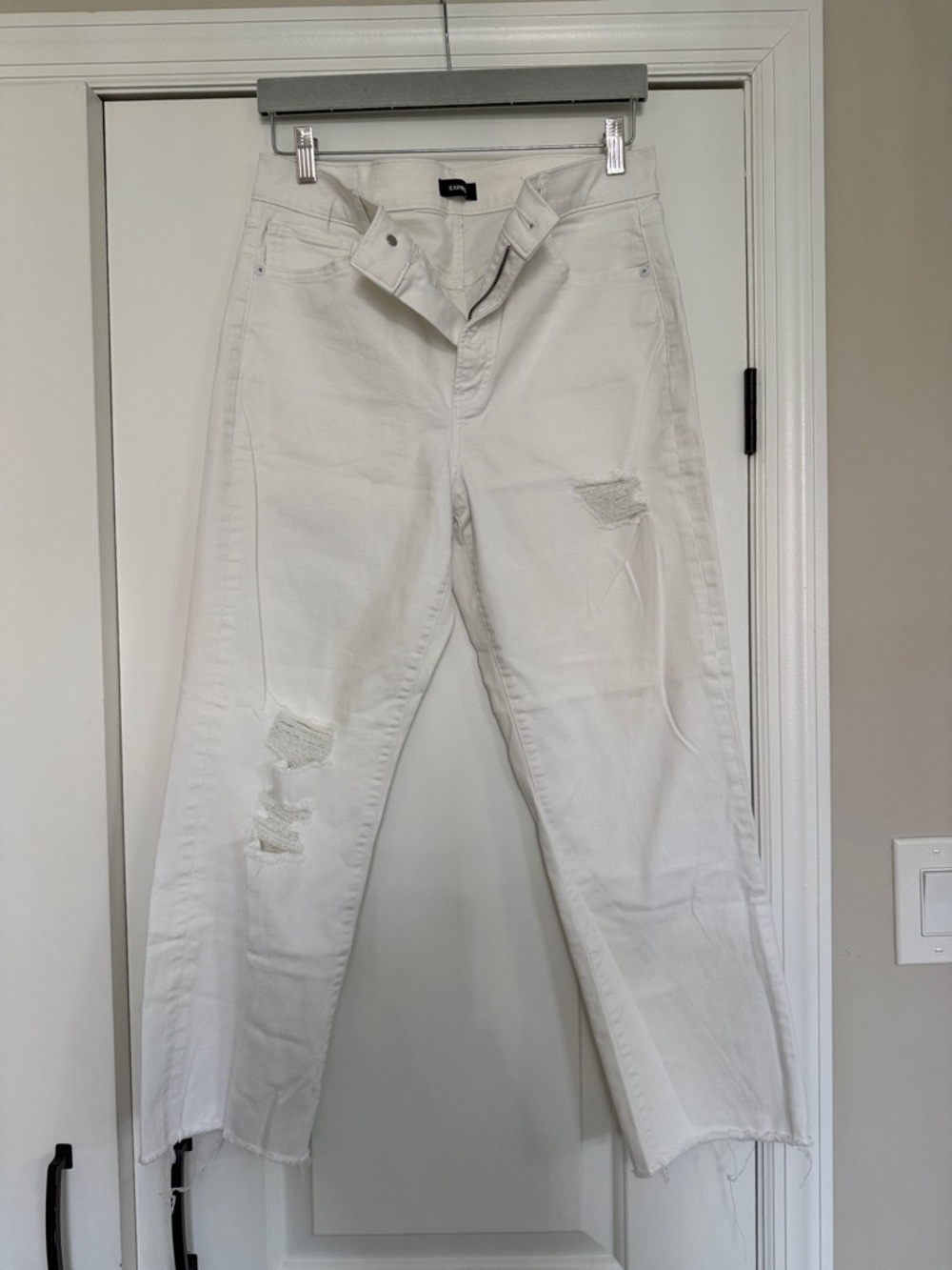 Straight-Leg Distressed White Women’s Jeans